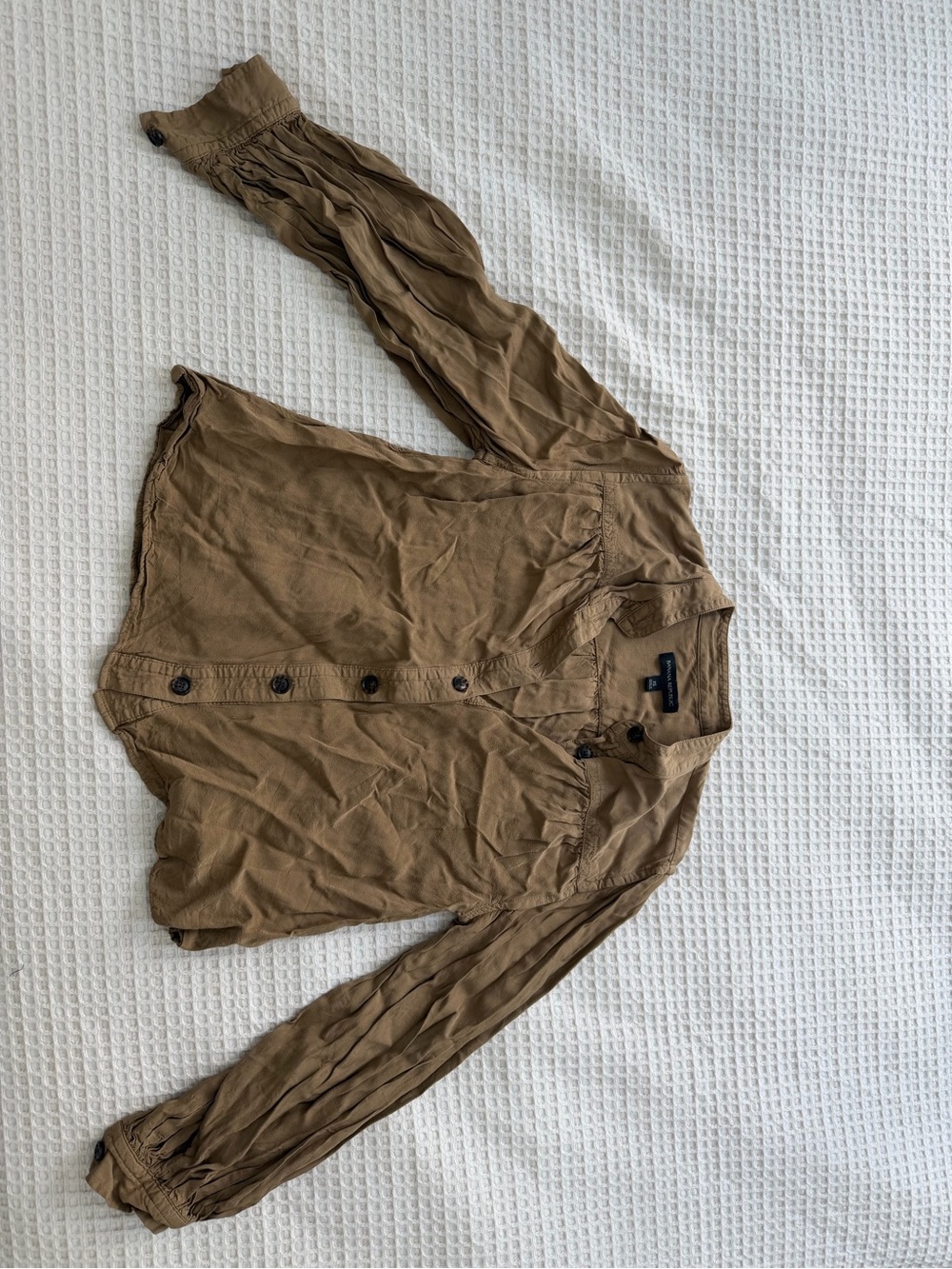 Banana Republic Tan Button-Front Blouse